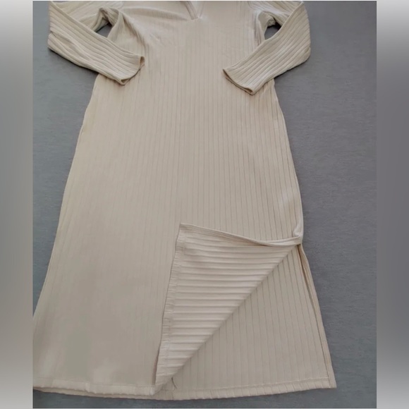 Winter midi Dress - Picture 4 of 4